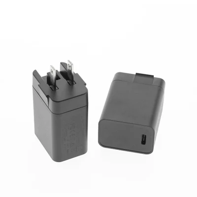 Us Pd 18W Chargeur Type-C Chargeur mural Charge rapide Pd Chargeur Adaptateur AC DC Adaptateur secteur avec CE UL FCC